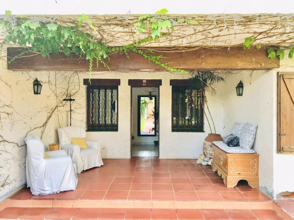 Casa Mediterranea Con Gran Jardin Y Piscina A 500 M De La Playa Roda de Bará Екстериор снимка