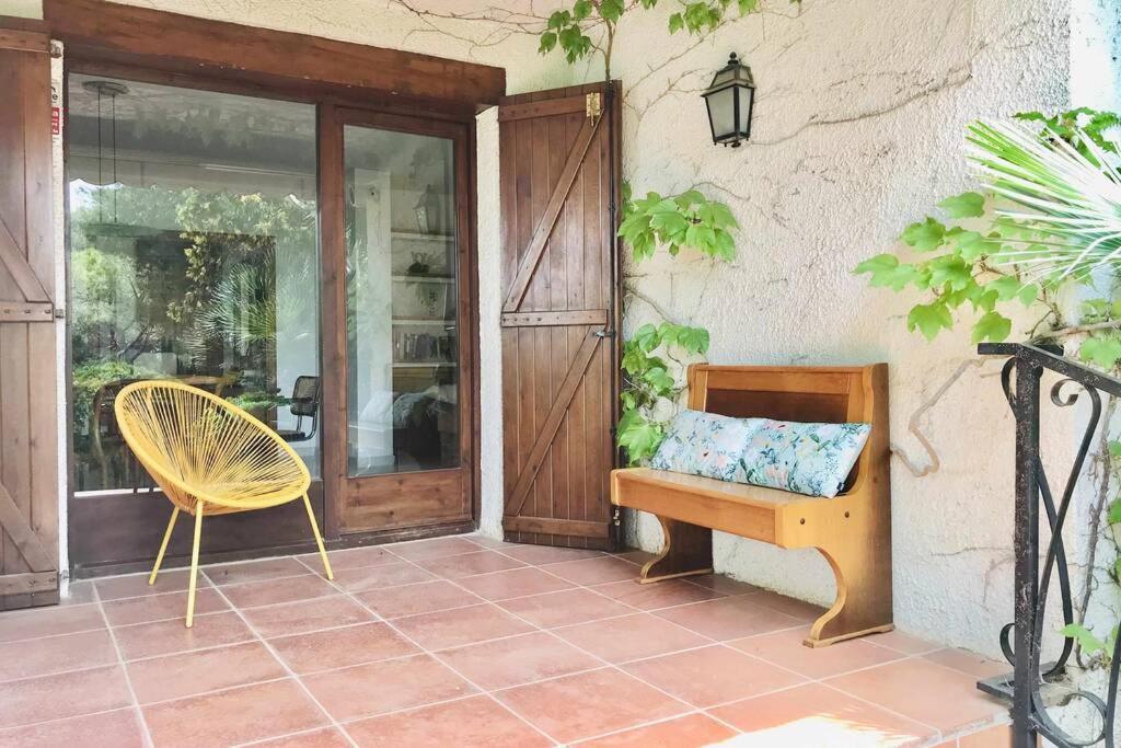 Casa Mediterranea Con Gran Jardin Y Piscina A 500 M De La Playa Roda de Bará Екстериор снимка