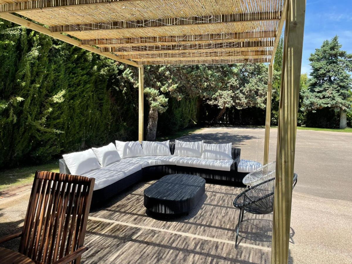 Casa Mediterranea Con Gran Jardin Y Piscina A 500 M De La Playa Roda de Bará Екстериор снимка