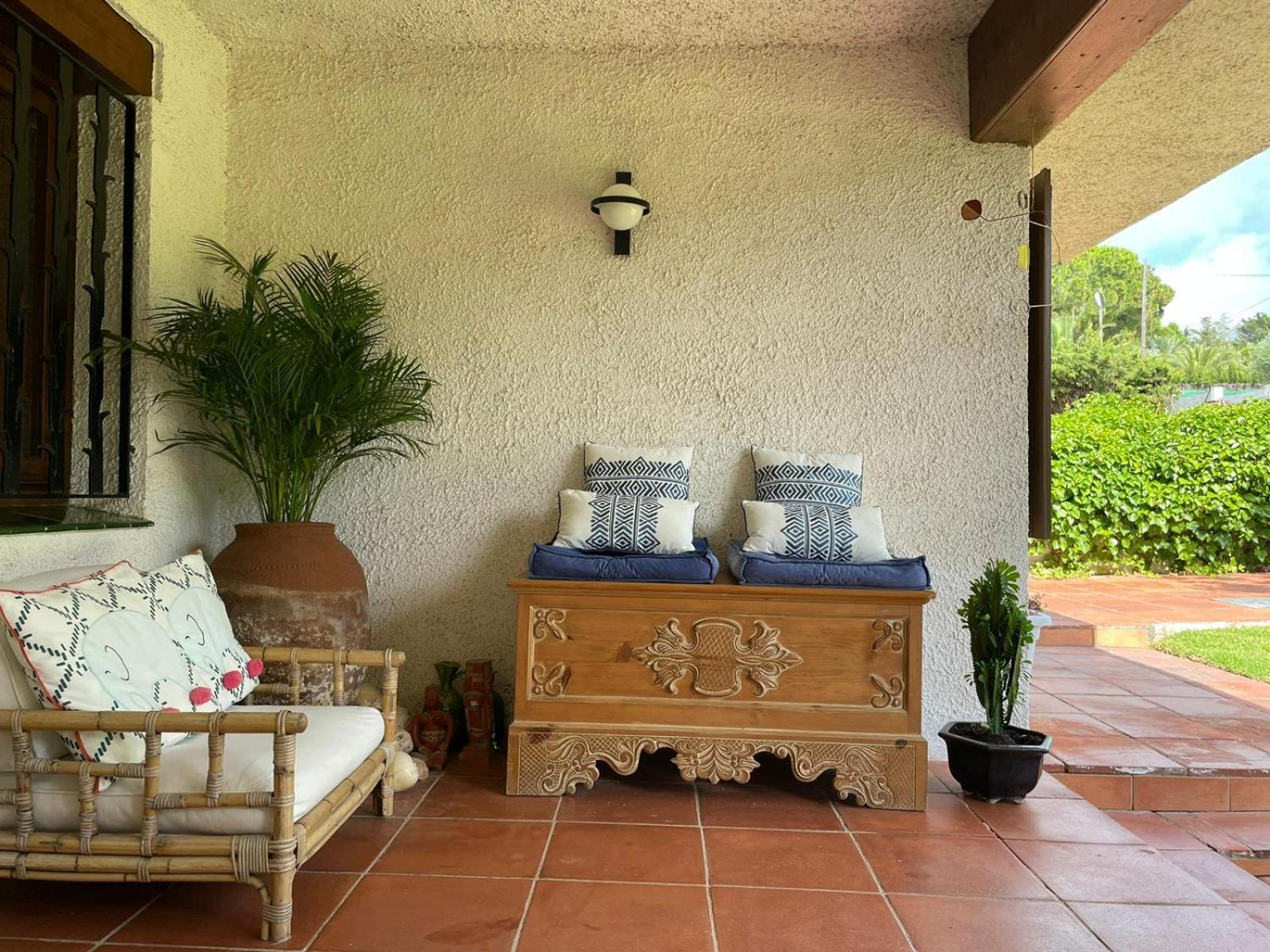 Casa Mediterranea Con Gran Jardin Y Piscina A 500 M De La Playa Roda de Bará Екстериор снимка